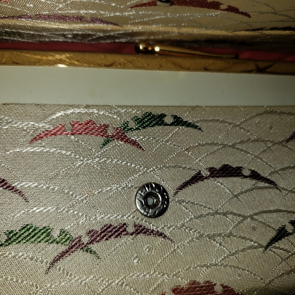 Rare Vintage 1970's Cream Silk Brocade Japanese Wallet by Shisedo - Picture 5 of 7